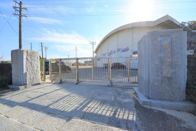 糟屋郡新宮町大字湊第4-2棟（1号棟）の周辺|新宮小学校