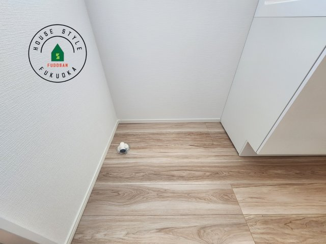 糟屋郡新宮町大字湊第4-2棟（1号棟）のランドリースペース|ランドリースペースとなります。広々して有効的にご使用できます。 