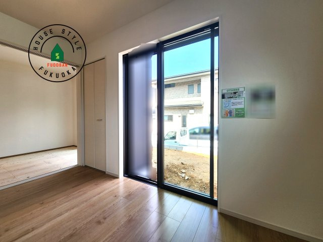 糟屋郡志免町別府東1丁目第1-1棟（1号棟）の展望|窓から緑が見える物件も魅力的です。