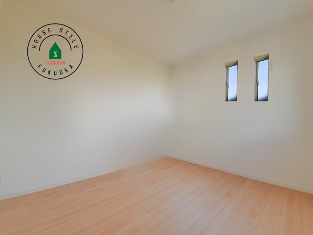 福岡市西区今宿東3丁目第1-3棟（A号棟）の内観：施工例|穏やかな光が差し込む室内には、穏やかな時間が流れます。