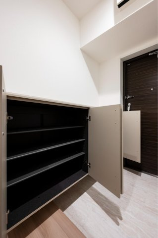 【玄関】 | ライオンズマンション警固南