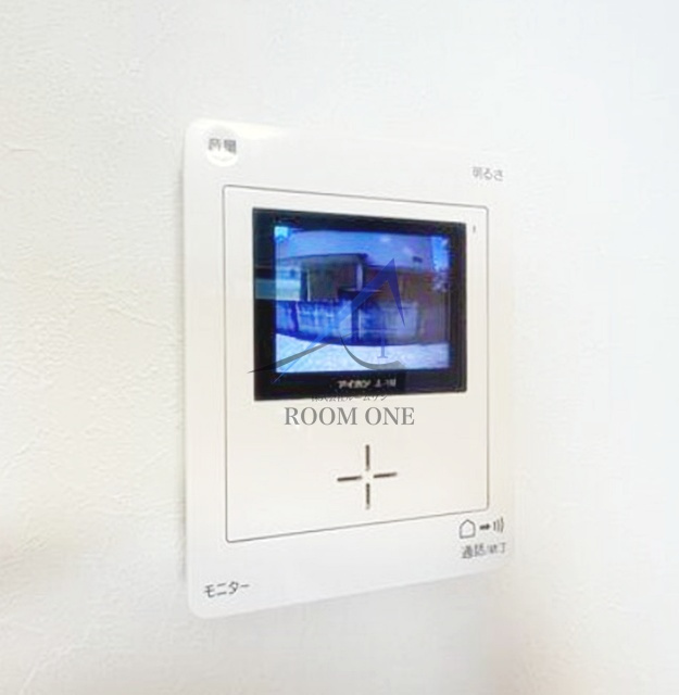 バーミープレイス桜上水Ⅲのセキュリティ|モニター付きインターホンです。