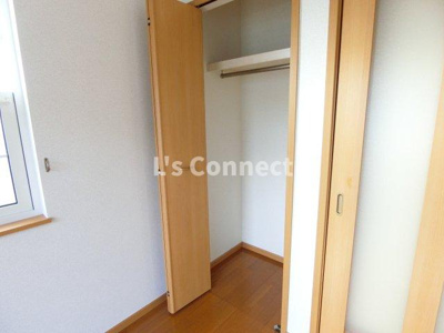 【設備】 | アクティブ | 各洋室にクローゼット付き。