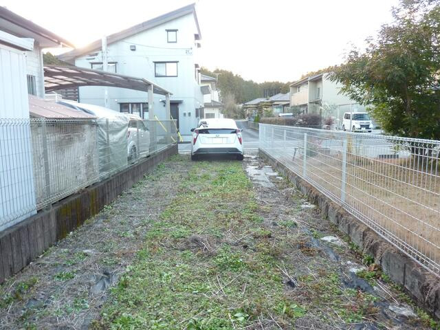 宇都宮市中里町　327.94㎡　売地の周辺|敷地より西道路側を見る