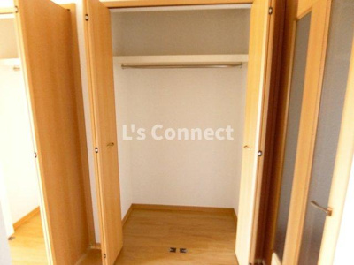 【収納】 | ソル・レヴェンテ | ＬＤＫには２ヶ所にクローゼット付き。