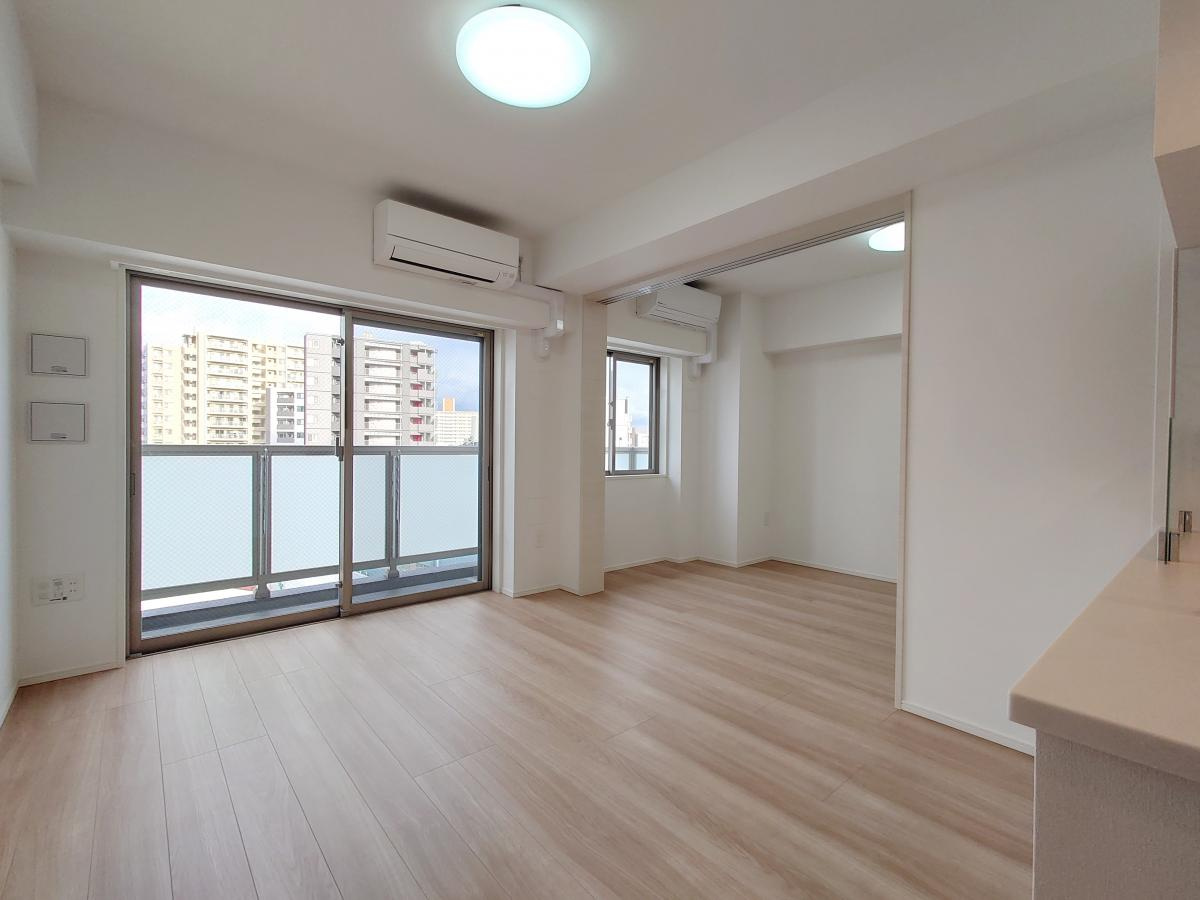 メイクス東向島Ⅱの居間・リビング