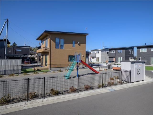 宇都宮市宝木本町　212.74㎡　売地の周辺|分譲内の公園です。