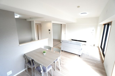 【居間・リビング】 | 【リノベ済】クレイドル西原駅東 | 室内（2026年1月30日12：00頃）撮影