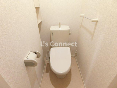 【トイレ】 | ベルサピーⅤ | 温水洗浄便座付きのトイレ。