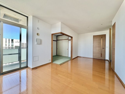 【居間・リビング】 | アメックス大濠タワー