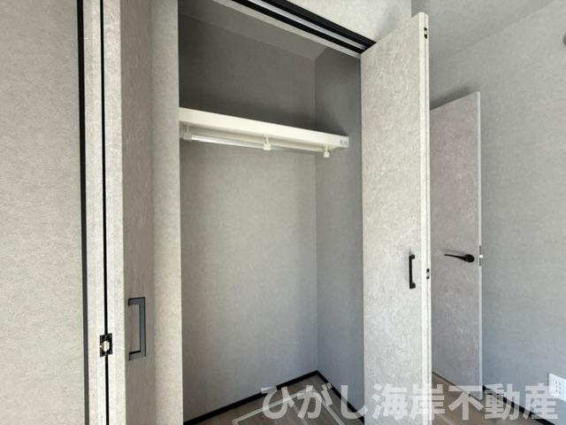 茅ヶ崎市柳島海岸　新築戸建　全６棟の収納|各居室　収納スペース付き