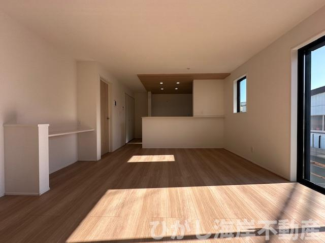 茅ヶ崎市香川１丁目　新築戸建　全２棟のダイニング|16.75帖　LDK