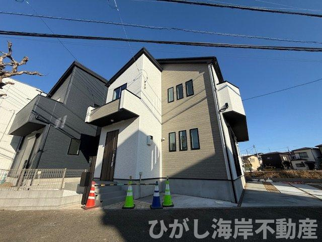 茅ヶ崎市香川１丁目　新築戸建　全２棟の前面道路含む現地写真|現地外観