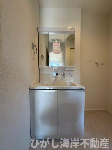 茅ヶ崎市香川１丁目　新築戸建　全２棟の独立洗面台|洗面化粧台