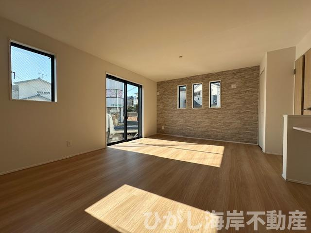 茅ヶ崎市香川１丁目　新築戸建　全２棟の居間・リビング|16.75帖　LDK