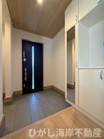 茅ヶ崎市香川１丁目　新築戸建　全２棟の玄関|玄関