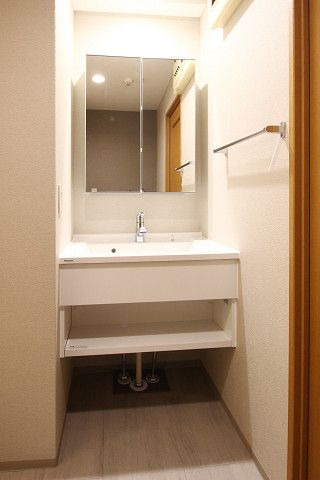 アマール竹下の洗面所