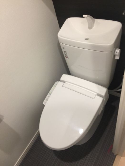 Rupieレジデンス渡辺通のトイレ