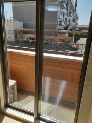 【バルコニー】 | サンパ | 暖かな日差しのふりそそぐバルコニー