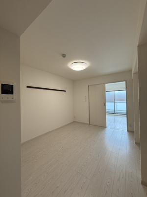 【居間・リビング】 | リブリ・相模大野Ⅳ | ゆったり過ごせる居間です