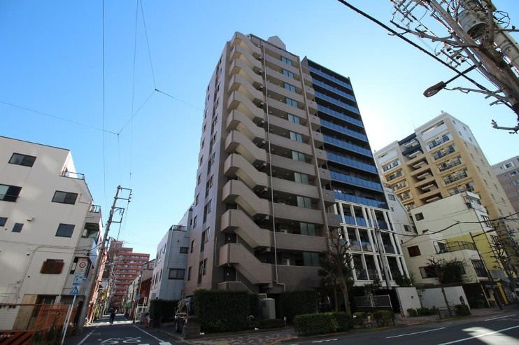 ヴィルヌーブ入谷の外観