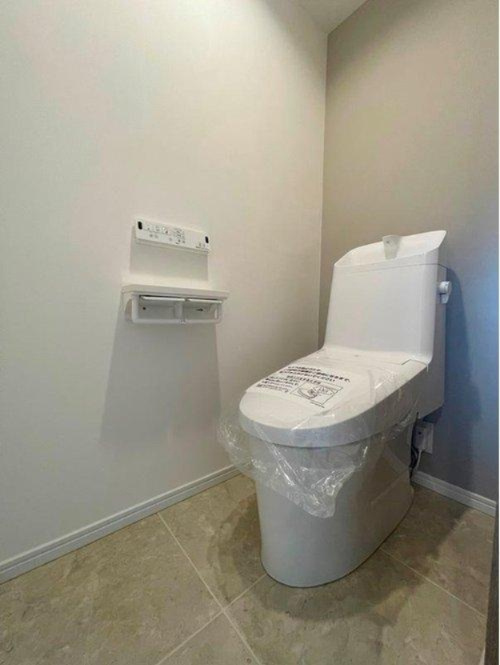 サーパス和合のトイレ|トイレももちろん新品です。落ち着く空間に仕上げました。