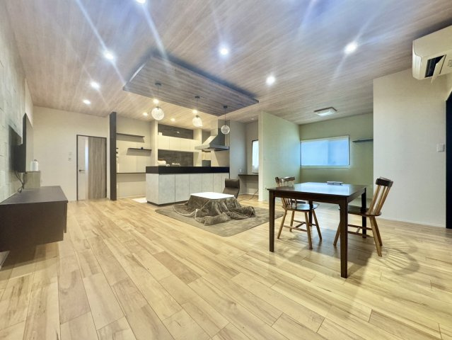 城里町大字石塚中古戸建の居間・リビング