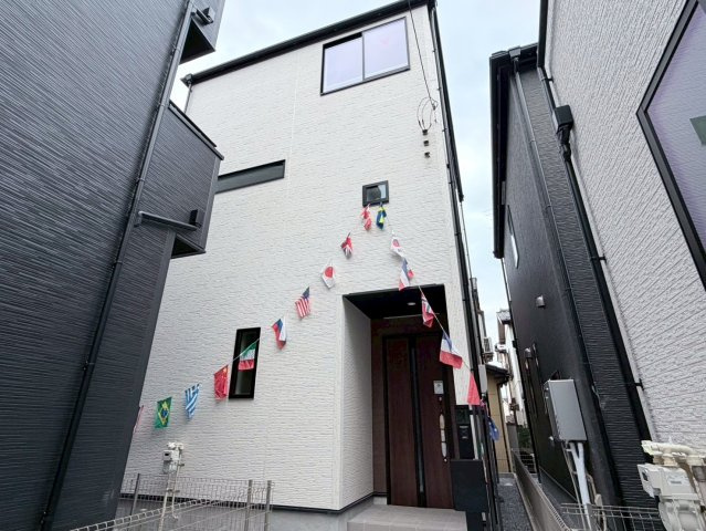 川口市本前川　4期　新築一戸建て　3号棟