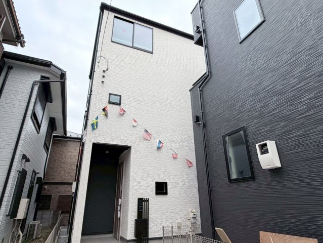 川口市本前川　4期　新築一戸建て　5号棟