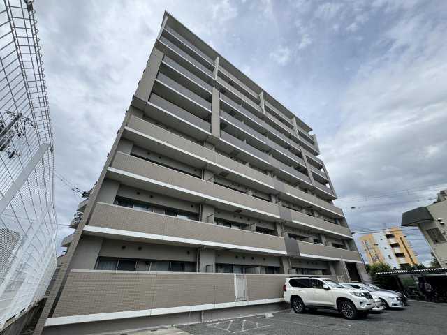 ウィスタリア三国