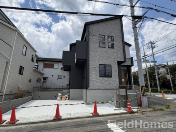 厚木市鳶尾2丁目新築戸建て　1号棟