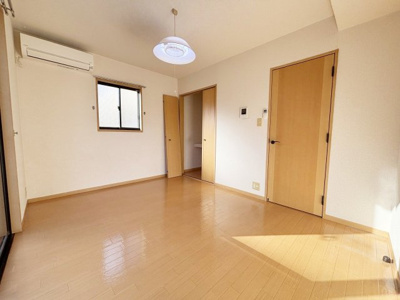 【内装】ル・ソレイユ