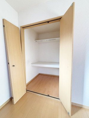 【収納】ル・ソレイユ