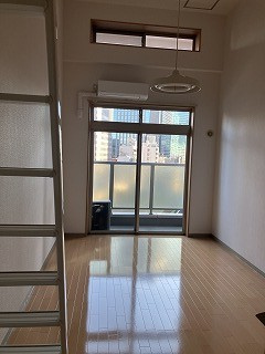 三和北新宿の内装