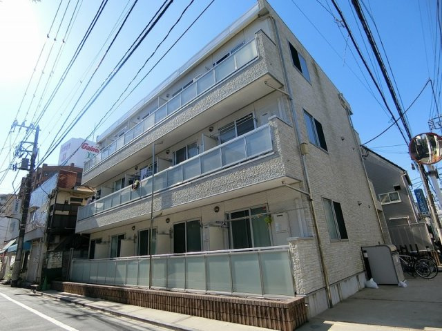 リブリ・Pine House