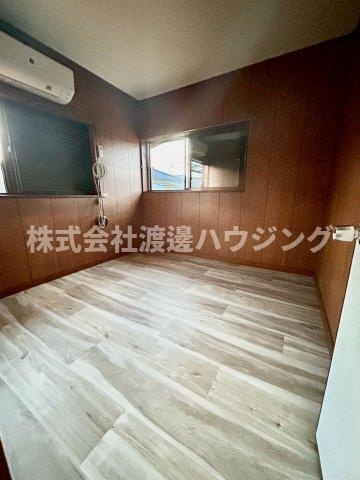 東大阪市南鴻池町２丁目一戸建の洋室