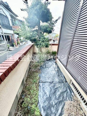 東大阪市南鴻池町２丁目一戸建の庭