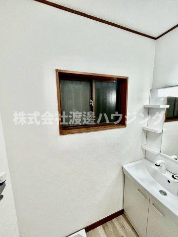 東大阪市南鴻池町２丁目一戸建のその他|窓