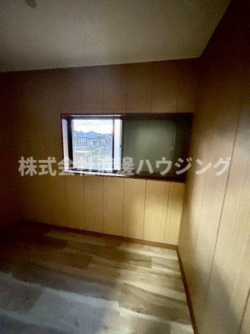 東大阪市南鴻池町２丁目一戸建のその他|窓