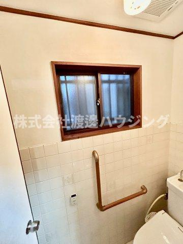 東大阪市南鴻池町２丁目一戸建のその他|窓