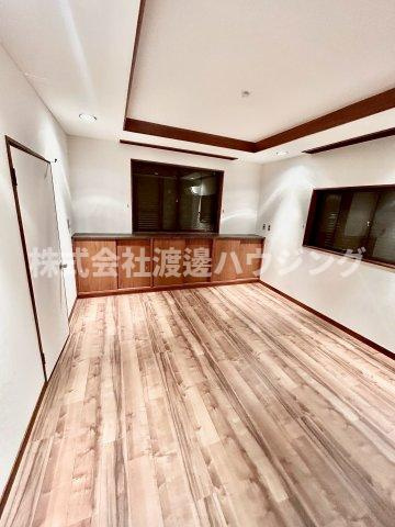 東大阪市南鴻池町２丁目一戸建の寝室