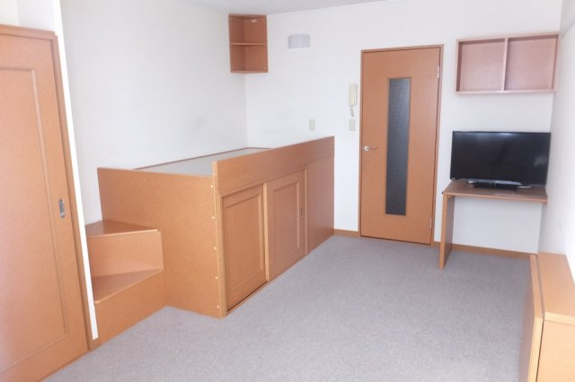 レオパレスアネックス　アイの居間・リビング