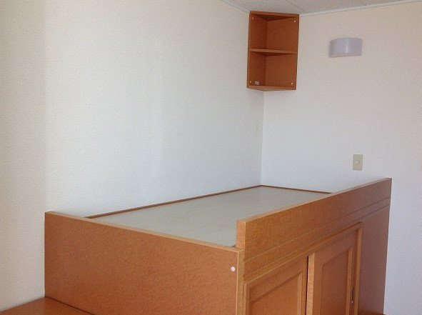 レオパレスアネックス　アイの寝室