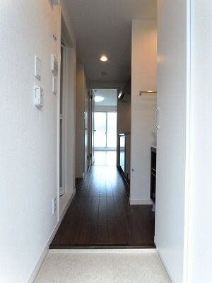 【玄関】 | リブリ・Pine House