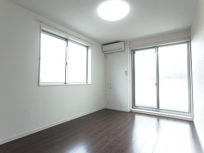 【居間・リビング】 | リブリ・Pine House