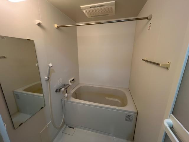 メゾン・ド・ヴェルジュの浴室|バス