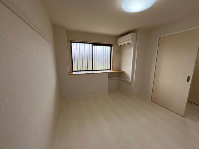 メゾン・ド・ヴェルジュの内装|洋室