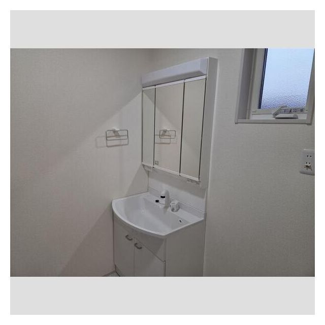 リーブルファイン曲利Ⅱの洗面所