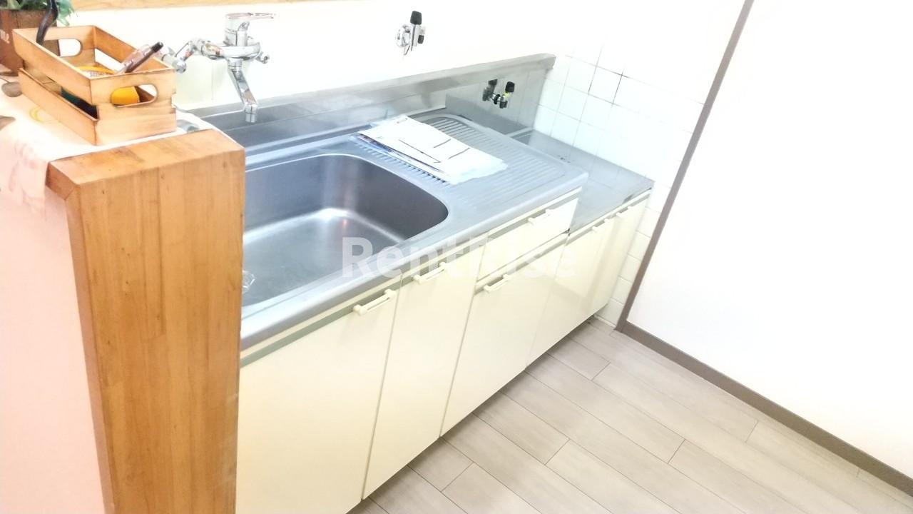 アルバインローズイッセイのキッチン