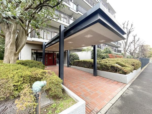 【エントランス】 | 多摩川ハウス | 管理が行き届いて、きれいなエントランスです！